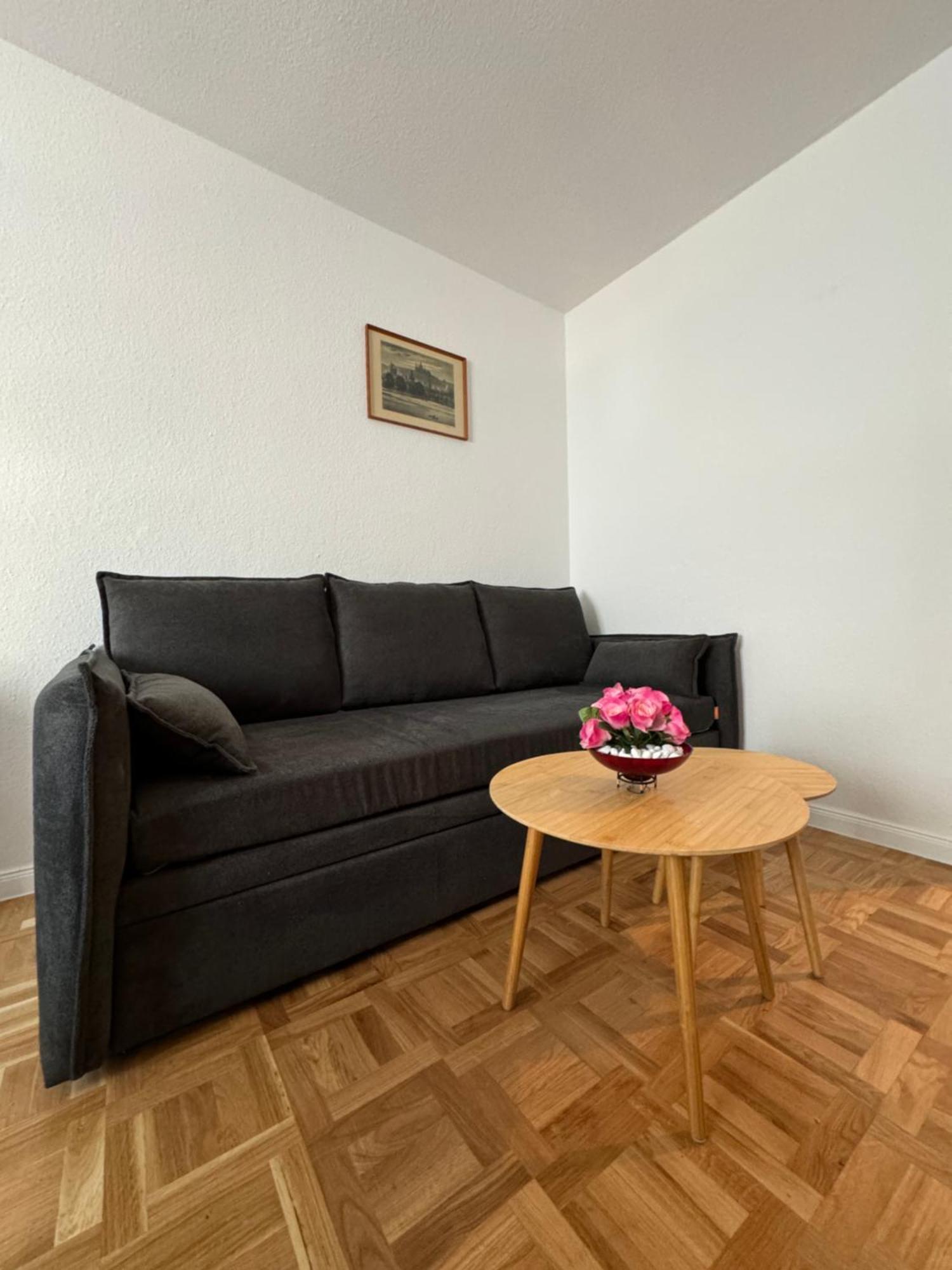 Sweet Home Inside Dresden Four Exterior photo